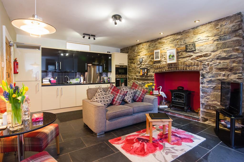 Cwtch Apartment By The Sea Aberystwyth Exteriör bild