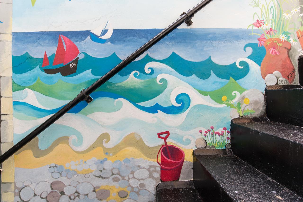 Cwtch Apartment By The Sea Aberystwyth Exteriör bild